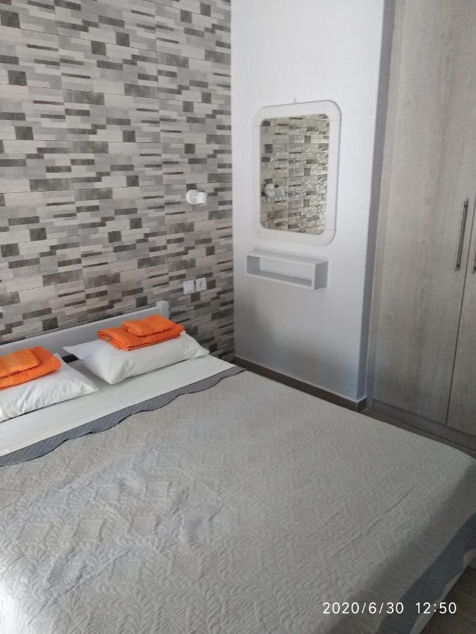 Meltemi Apartment Vourkárion Bagian luar foto