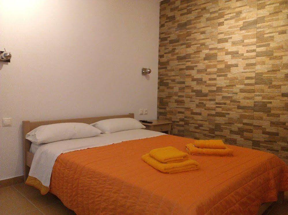 Meltemi Apartment Vourkárion Bagian luar foto